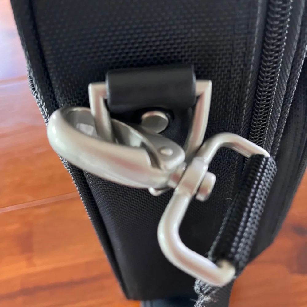 EUC DELL Laptop bag with shoulder strap